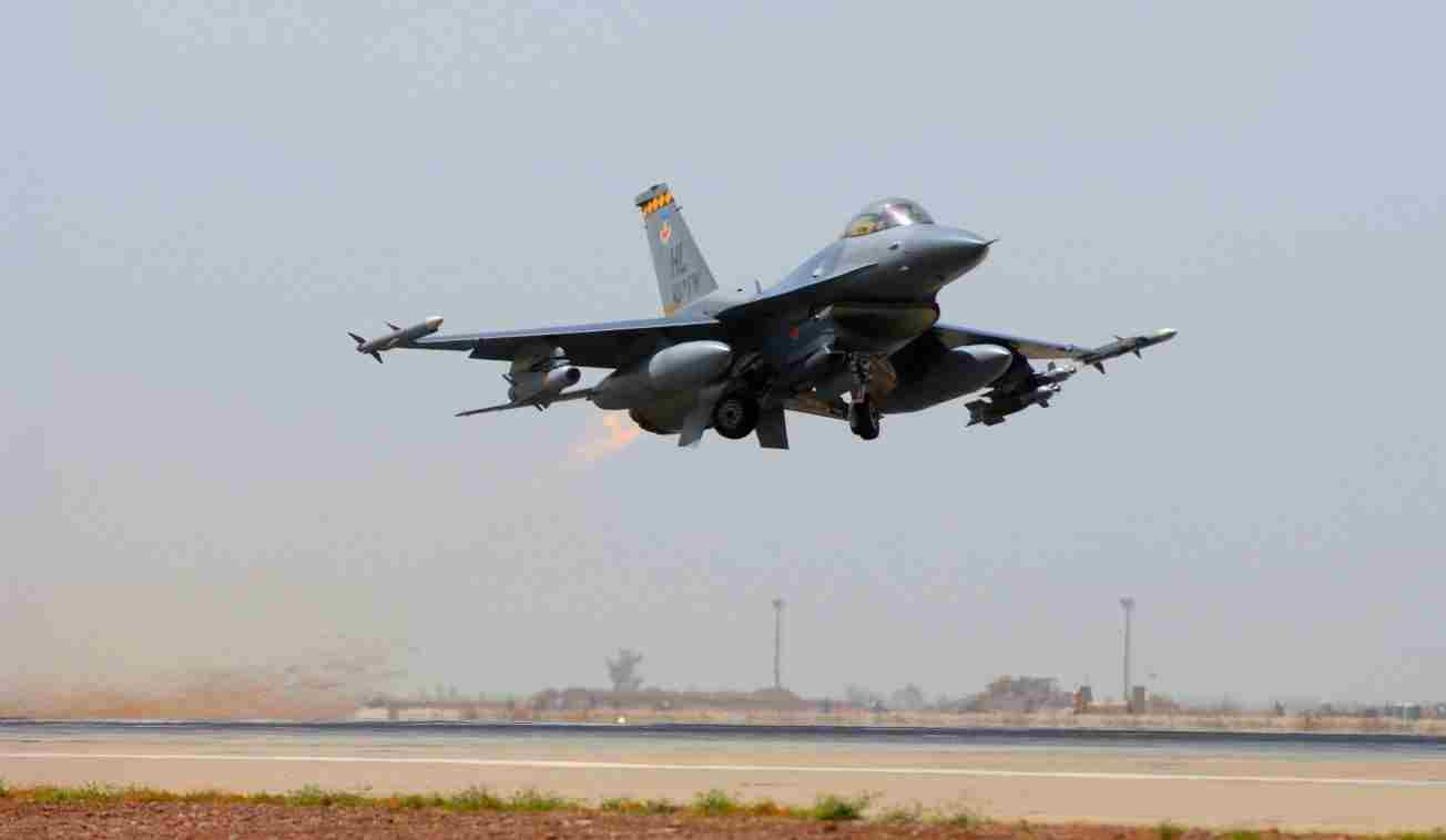 U.S. F-16 crashes off the coast of South Korea, pilot rescued after ejecting