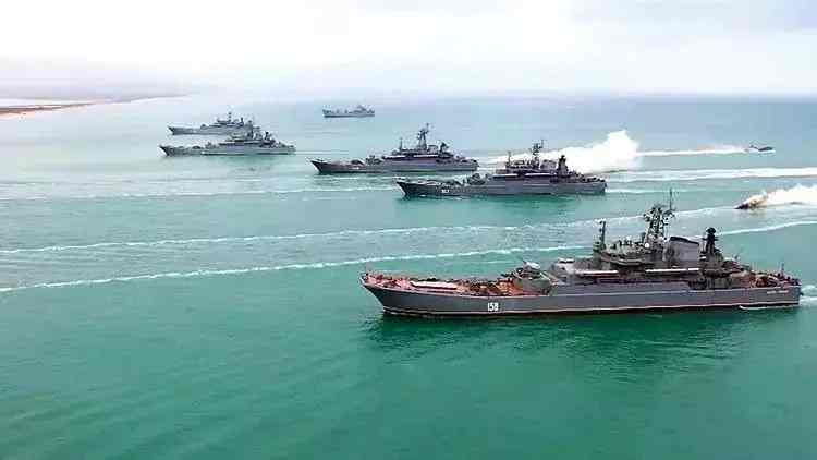 Turkey denies the claims on mine-clearing ships passage to Black Sea