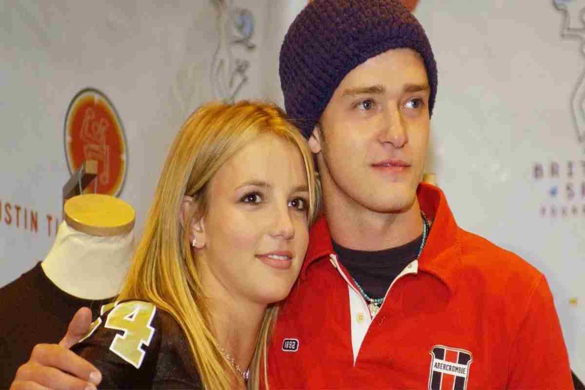 Britney Spears Apologies for Comments in her Book and Share Love for Justin Timberlake's New Song