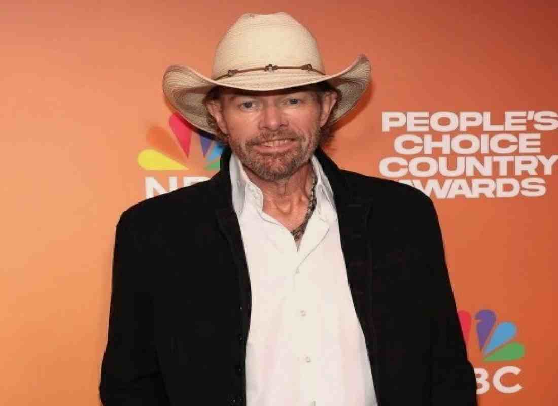 Toby Keith dies at 62 after fighting with stomach cancer