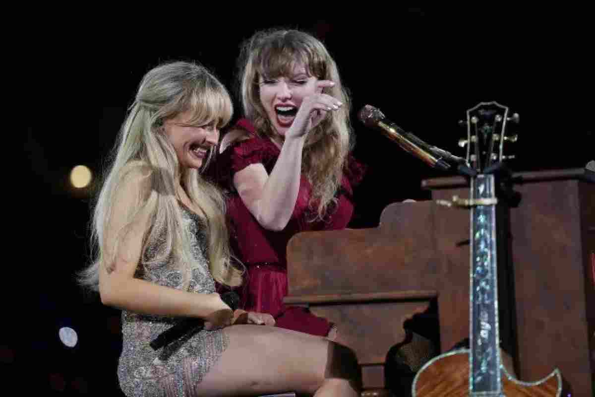 Sabrina Carpenter's Fans Declare Her a 'Manifesting Queen' Following Taylor Swift Post