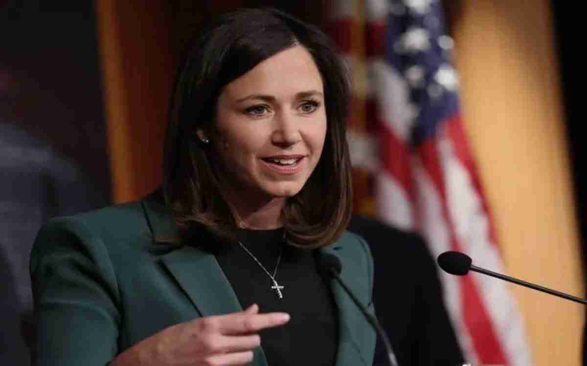 Scarlett Johansson Plays “Scary Mom” Katie Britt In ‘Saturday Night Live’ Delivering the Republican Response to Biden's Address