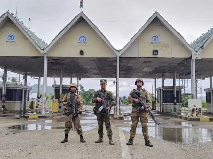 Fierce Fighting Breaks Out, Militias Launch New Attacks Against Regime In Myanmar's Civil War
