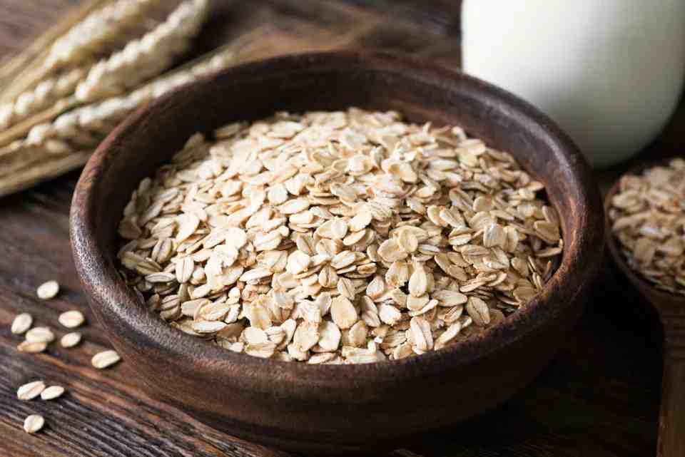 One Type Of Fiber Found In Oats Can Induce More Weight Loss, A  New Study Finds