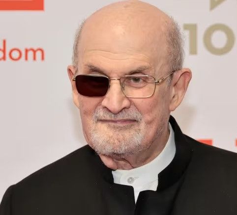 Salman Rushdie Backs Kamala Harris for US Presidency