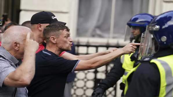 Violent Riots in Sunderland: 8 Arrested and 3 Police Injured After Southport Stabbing Protests