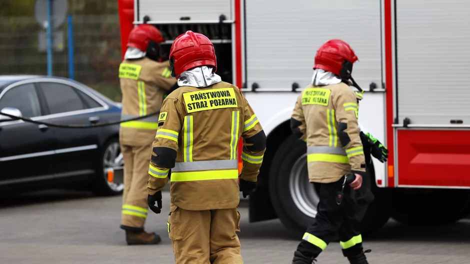 Explosion In Chrząstowice Kills 2, Injures 3; Emergency Teams Respond.