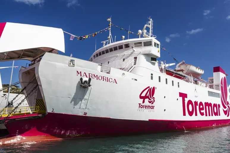A Fire Starts On Piombino Ferry, Italy: 300 Passengers Evacuated