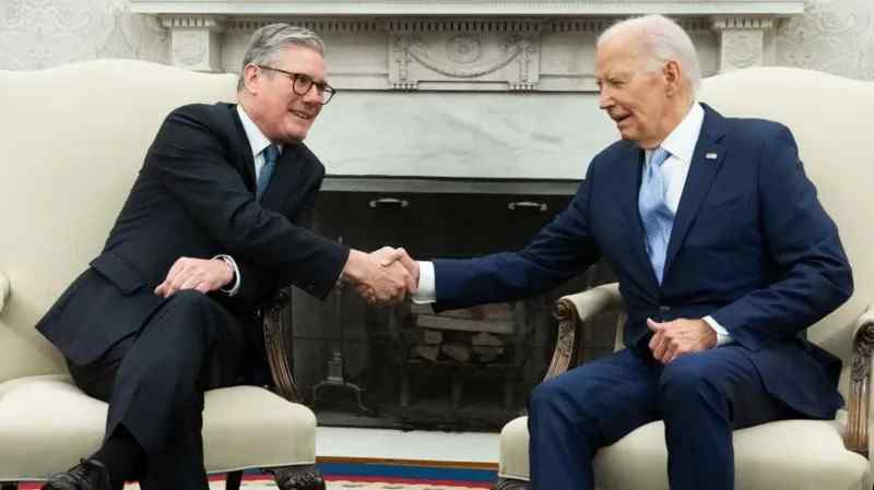 Biden's Signal to Consider Western Long-Range Missiles Inside Russia in Dialogue with UK Leadership