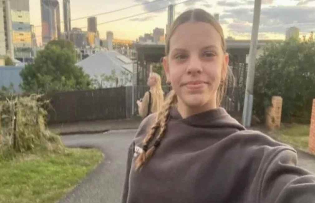14-Year-Old Schoolgirl's Tragic Note left before she took her life after bullying